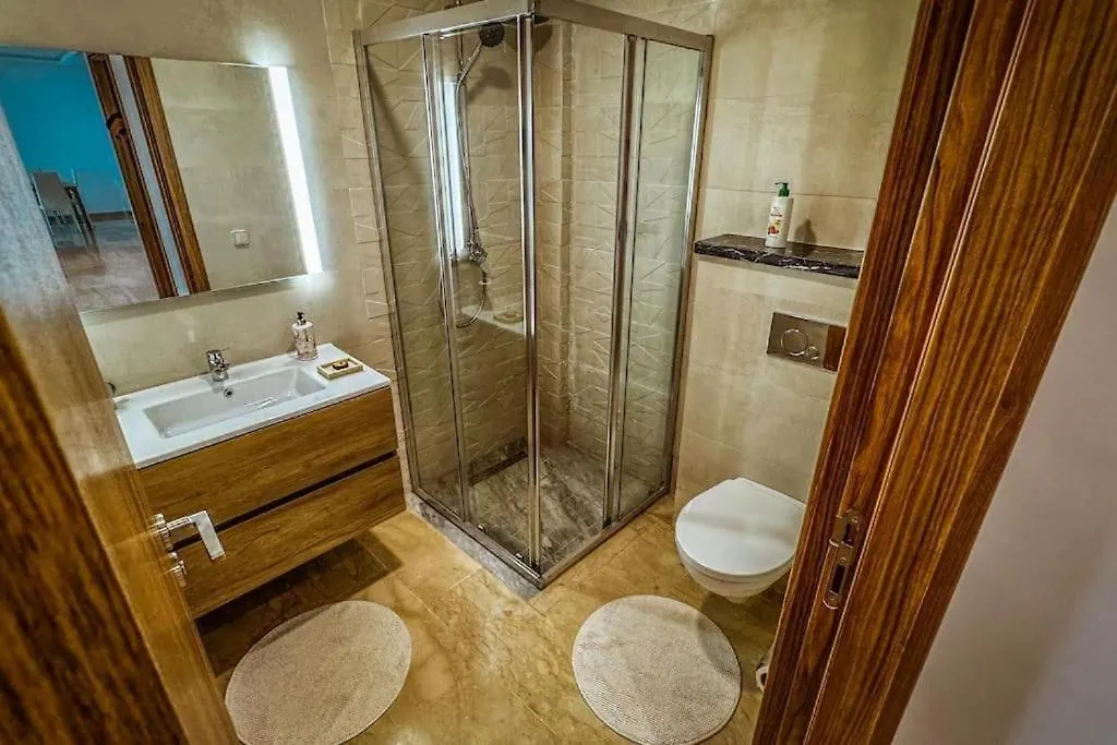 Appart Agadirbay Centre Piscine Plage 5 Mnt A Pied Агадир